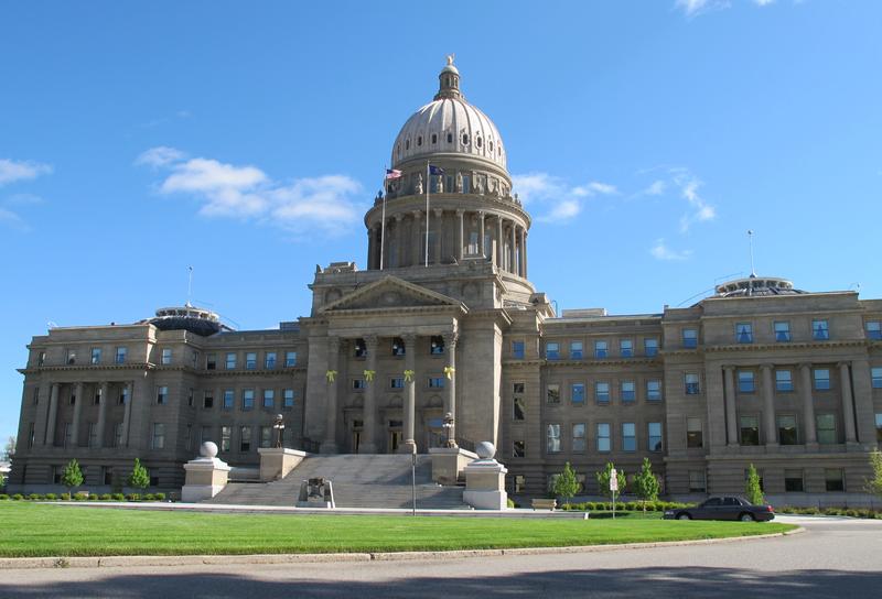 Immigration bill is tabled pending input from local law enforcement agencies - Vimarsana News